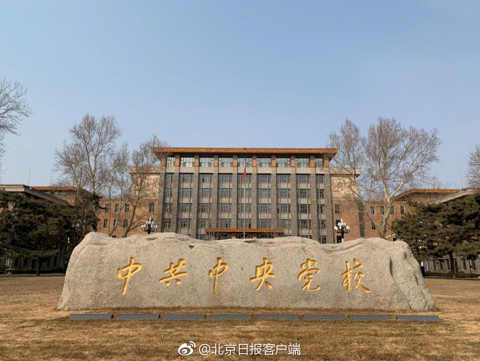 上半年全国社会物流总额1674万亿元，恢复稳定态势持续 示例图 - 说明文字