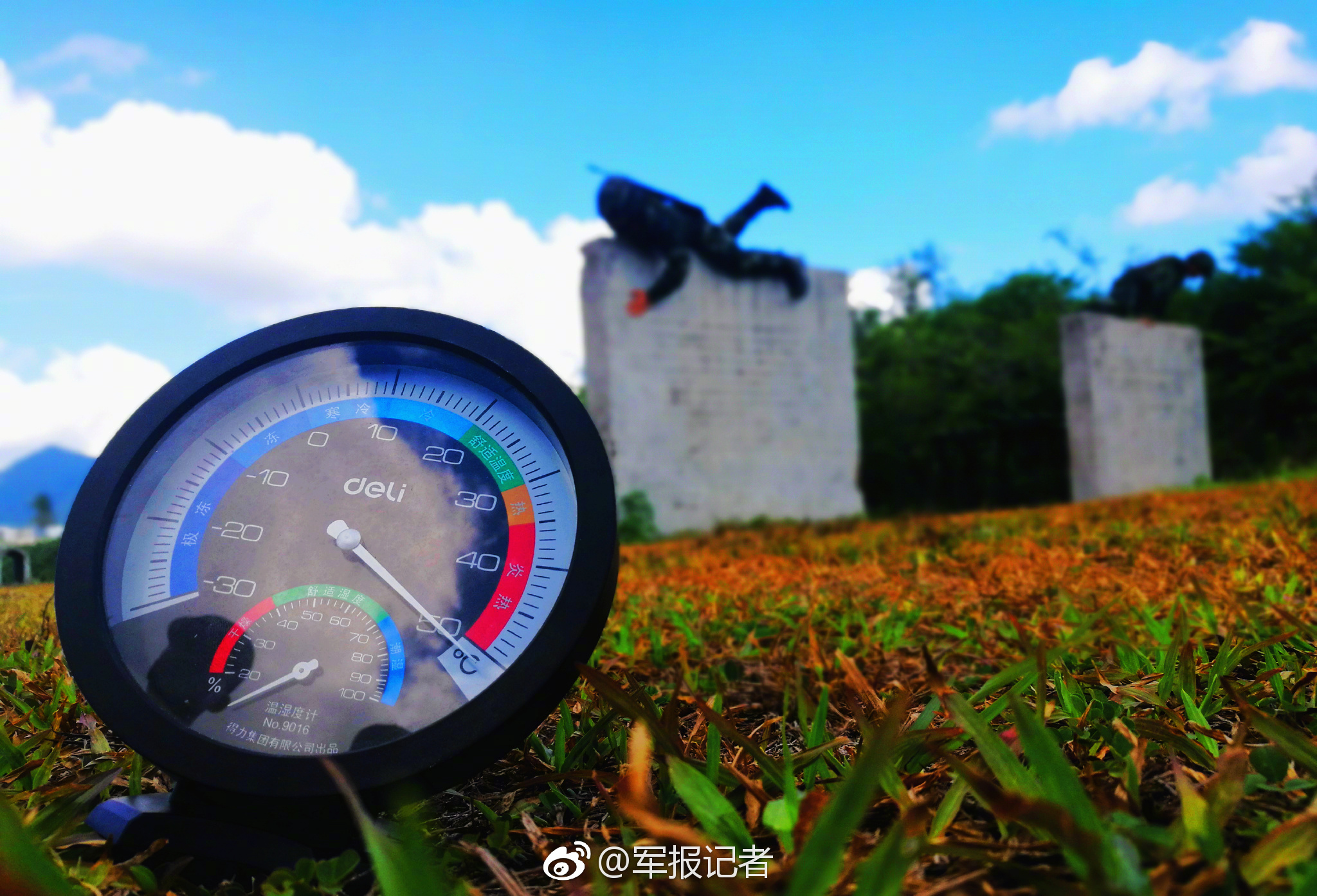 8x8x多重含义数学科技文化中应用 示例图 - 说明文字