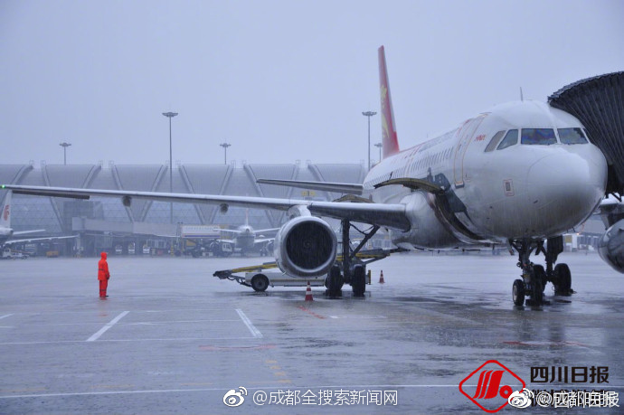 保罗芭芭拉1980年合作-斯顿手颠覆传统流行文化 示例图 - 说明文字