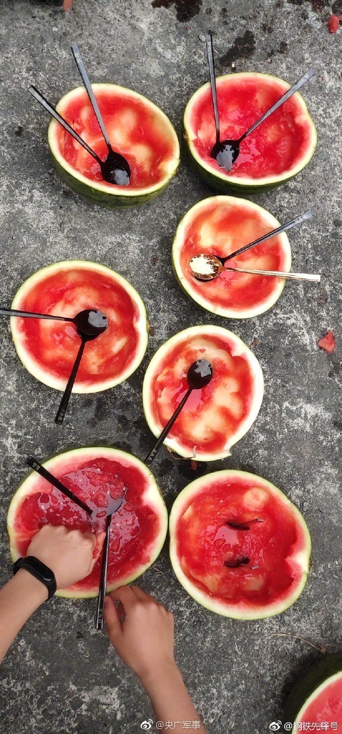 2023奥门正版生肖图v5.6.5 - 生肖图软件下载 示例图 - 说明文字