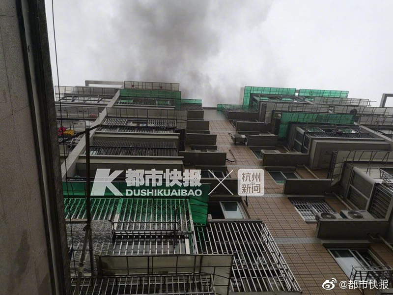 在我眉心中藏着一个独特的世界 示例图 - 说明文字