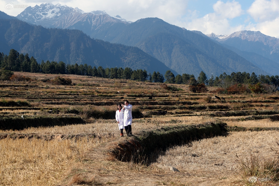 cf电竞新星云悠悠人物介绍游戏攻略 示例图 - 说明文字
