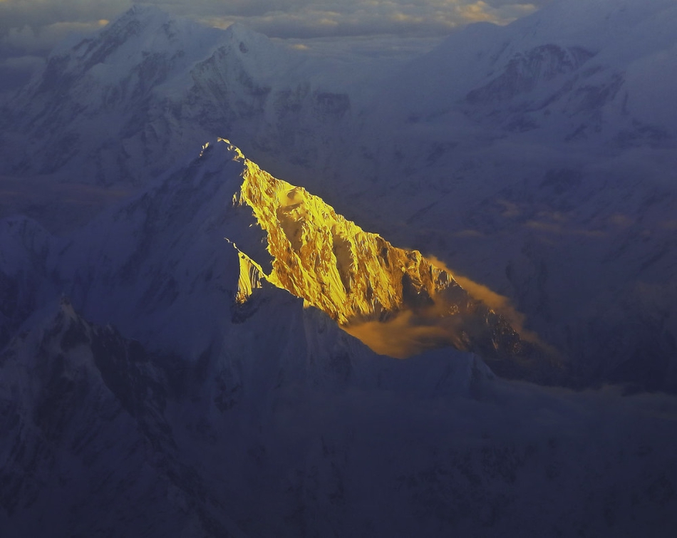 尝心蜜迈开腿尝尝你的草莓 示例图 - 说明文字