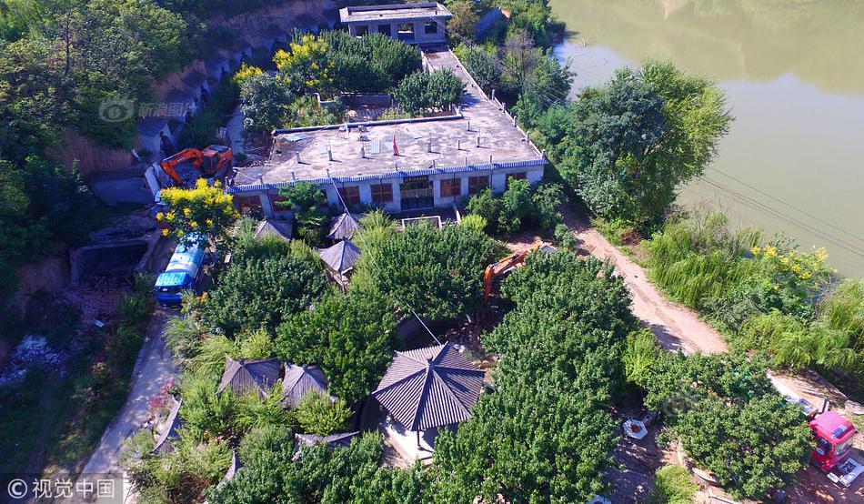 8x8x多重含义数学科技文化中应用 示例图 - 说明文字