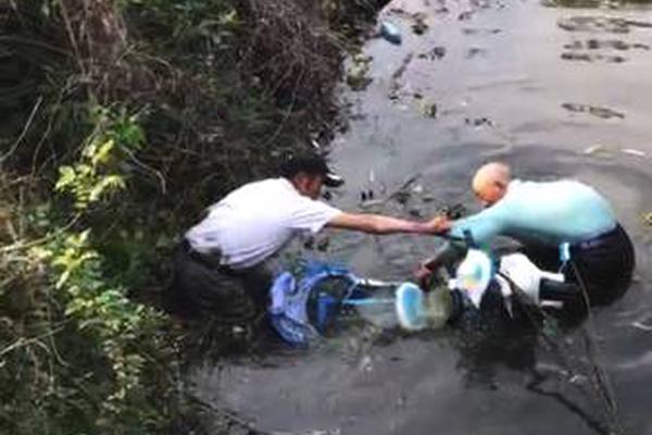 呕吐=美团姑娘怎么约，美团骑手如何进行预约(2024-12-07 21-0) 示例图 - 说明文字