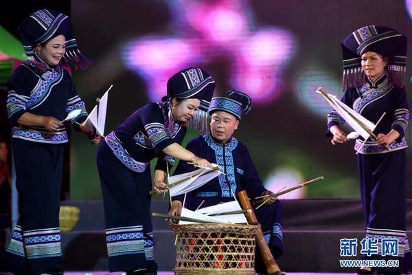 在城市乡村间 gary农民工的奋斗故事 示例图 - 说明文字