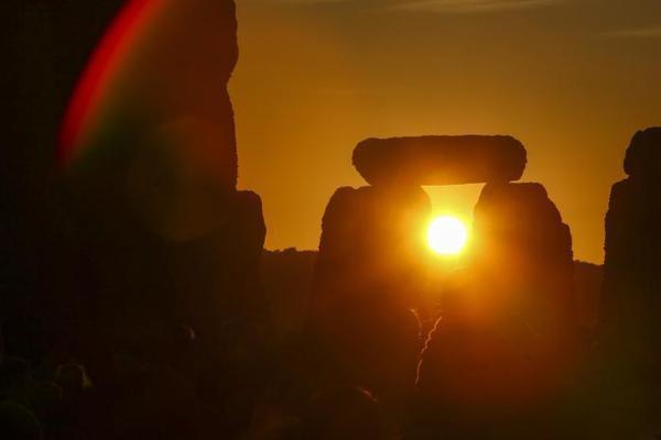 在五情天综合基地探寻幸福之秘 示例图 - 说明文字