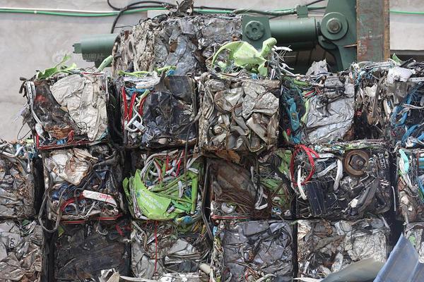 18游戏入口指南，全方位避免问题和风险 示例图 - 说明文字