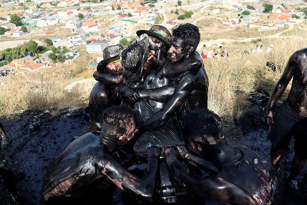 上半年全国社会物流总额1674万亿元，恢复稳定态势持续 示例图 - 说明文字