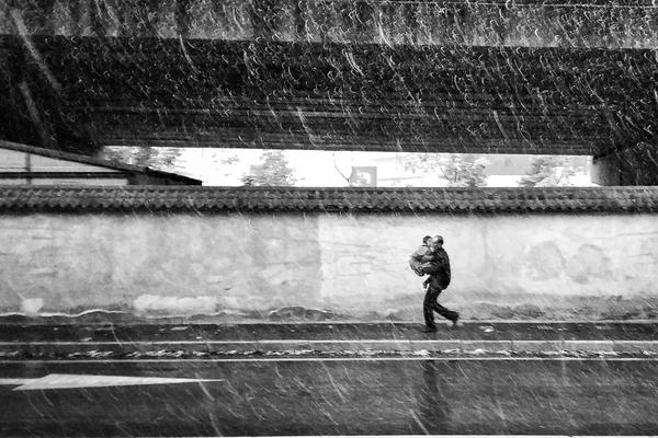 安全找到18游戏入口，避开常见问题和风险的指南 示例图 - 说明文字