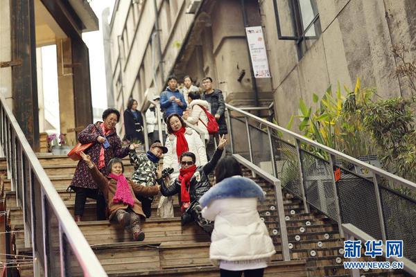 199麻豆up主吐槽盘点，内容绝，我刷了 示例图 - 说明文字