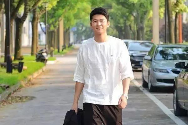 安全找到18游戏入口，避开常见问题和风险的指南 示例图 - 说明文字