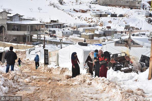 庙里的和尚猛免费在线阅读_四缺一_全集最新收录 示例图 - 说明文字