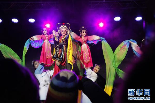 你下水好多下水道高清免费在线观看 示例图 - 说明文字