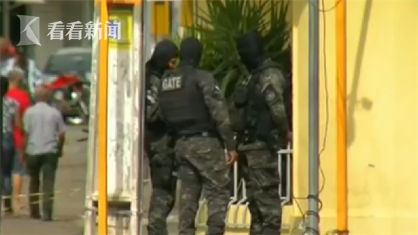 尽情在房间里玩耍游戏冷狐版下载-2021最新冷狐游戏下载链接 示例图 - 说明文字