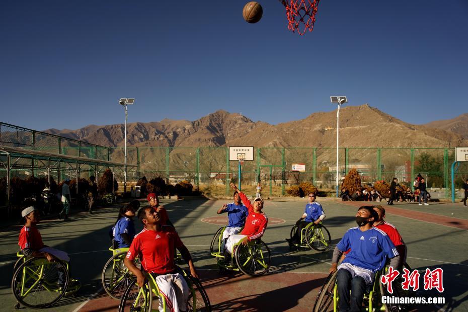 从指尖传出的认真的热情樱花动漫在线播放 示例图 - 说明文字